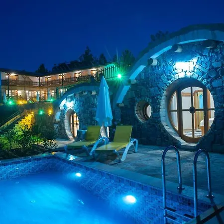 Maison Hill Hobbit & Boutique Hotel *