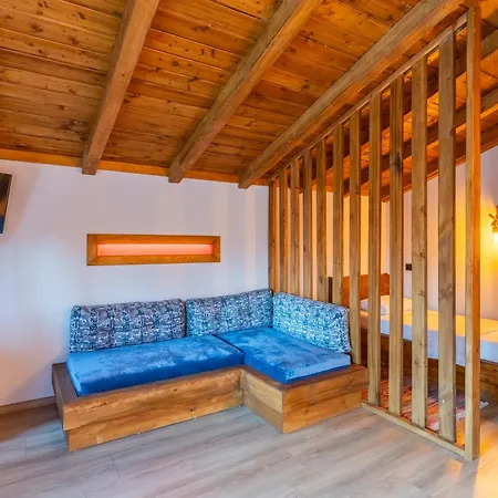 Maison Hill Hobbit & Boutique Hotel *