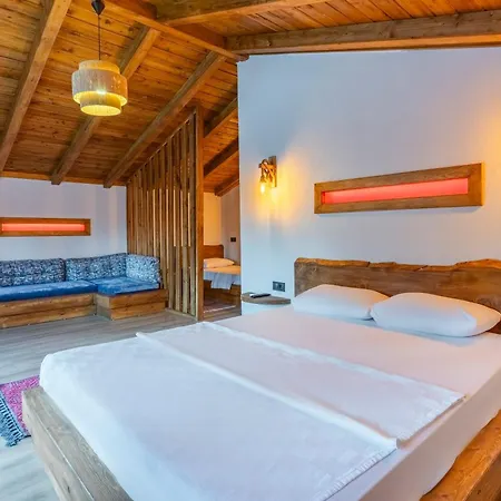Hotel Maison Hill Hobbit & Boutique *