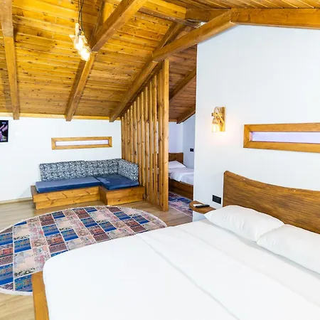 Hotel Maison Hill Hobbit & Boutique *