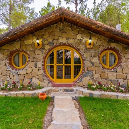 Maison Hill Hobbit & Boutique Hotel *